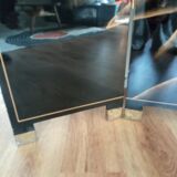 Lacquered screen with a horse pattern