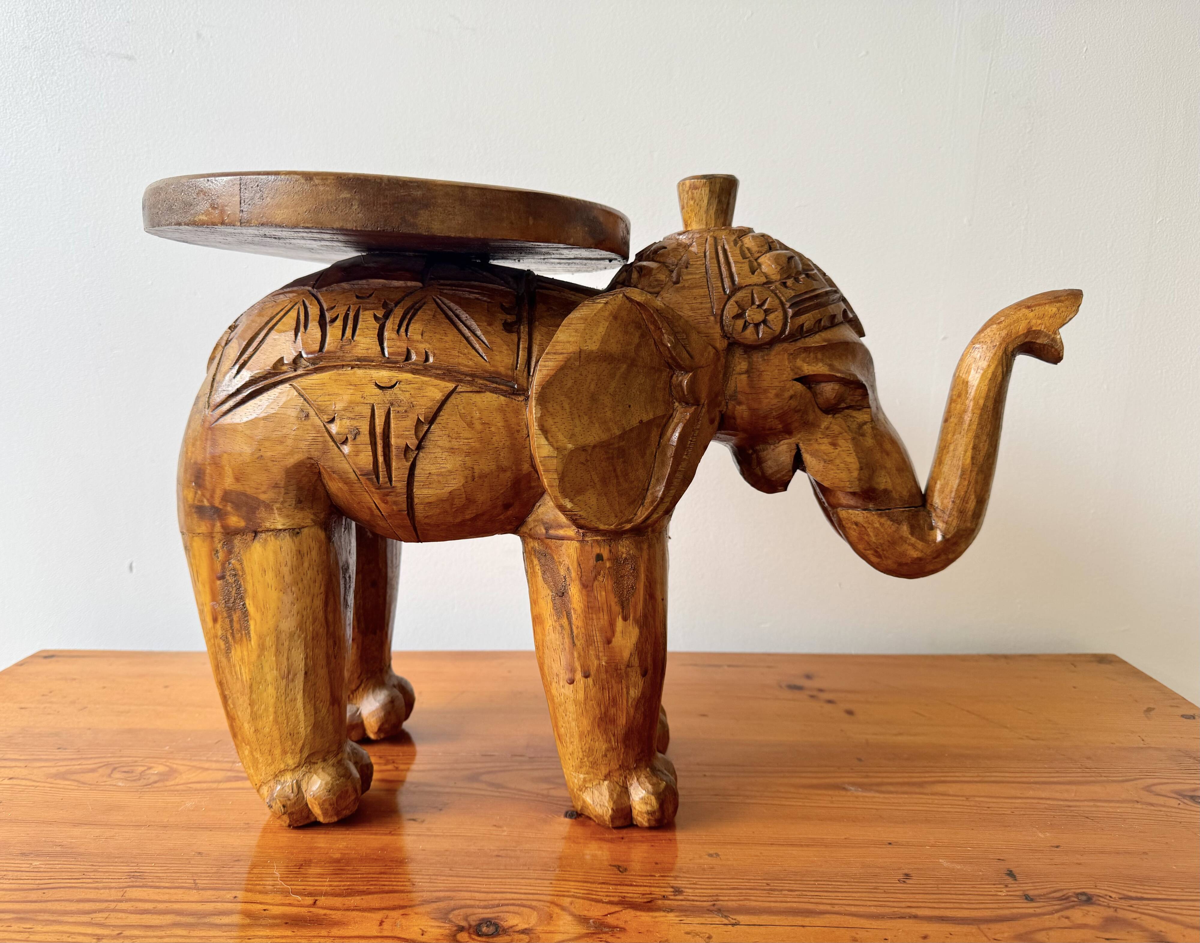 Support de plante en bois vintage en forme d'éléphant