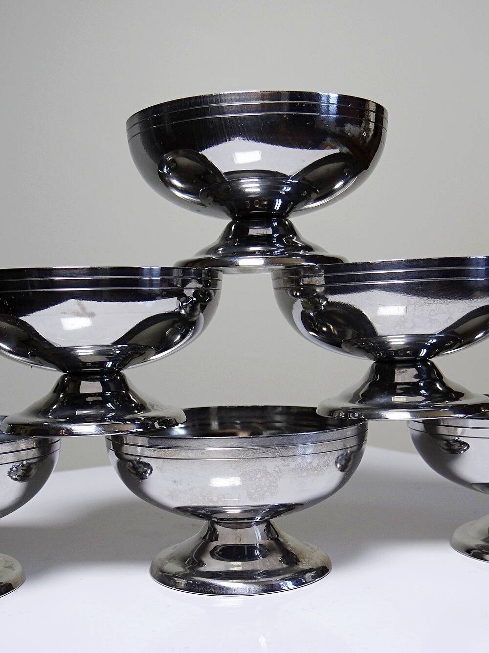6 vintage bistro-style stainless steel dessert bowls on feet