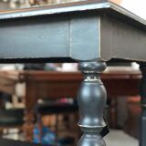 Wooden draper table