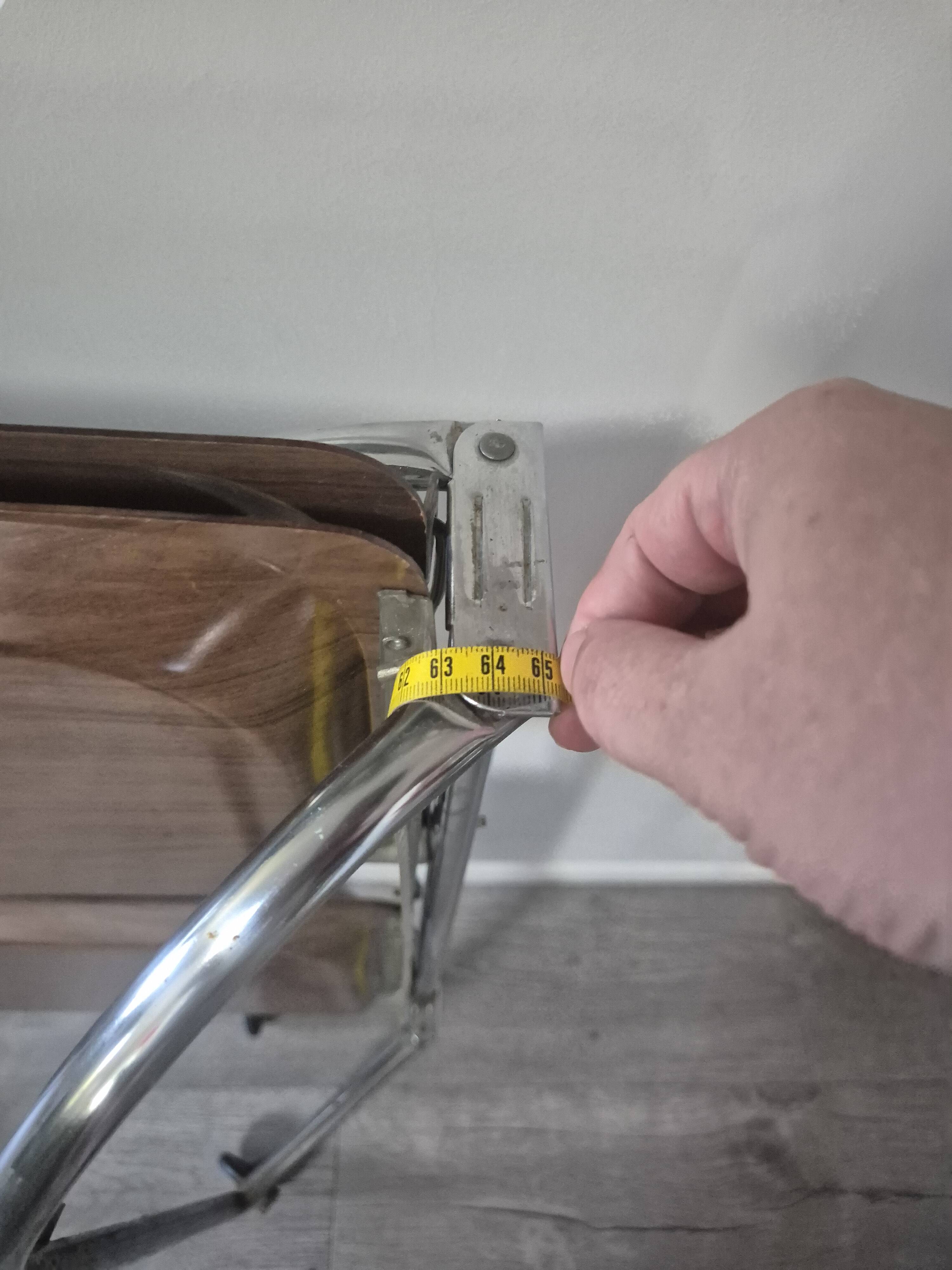 desserte pliante a roulettes avec plateau bois ossature metallique