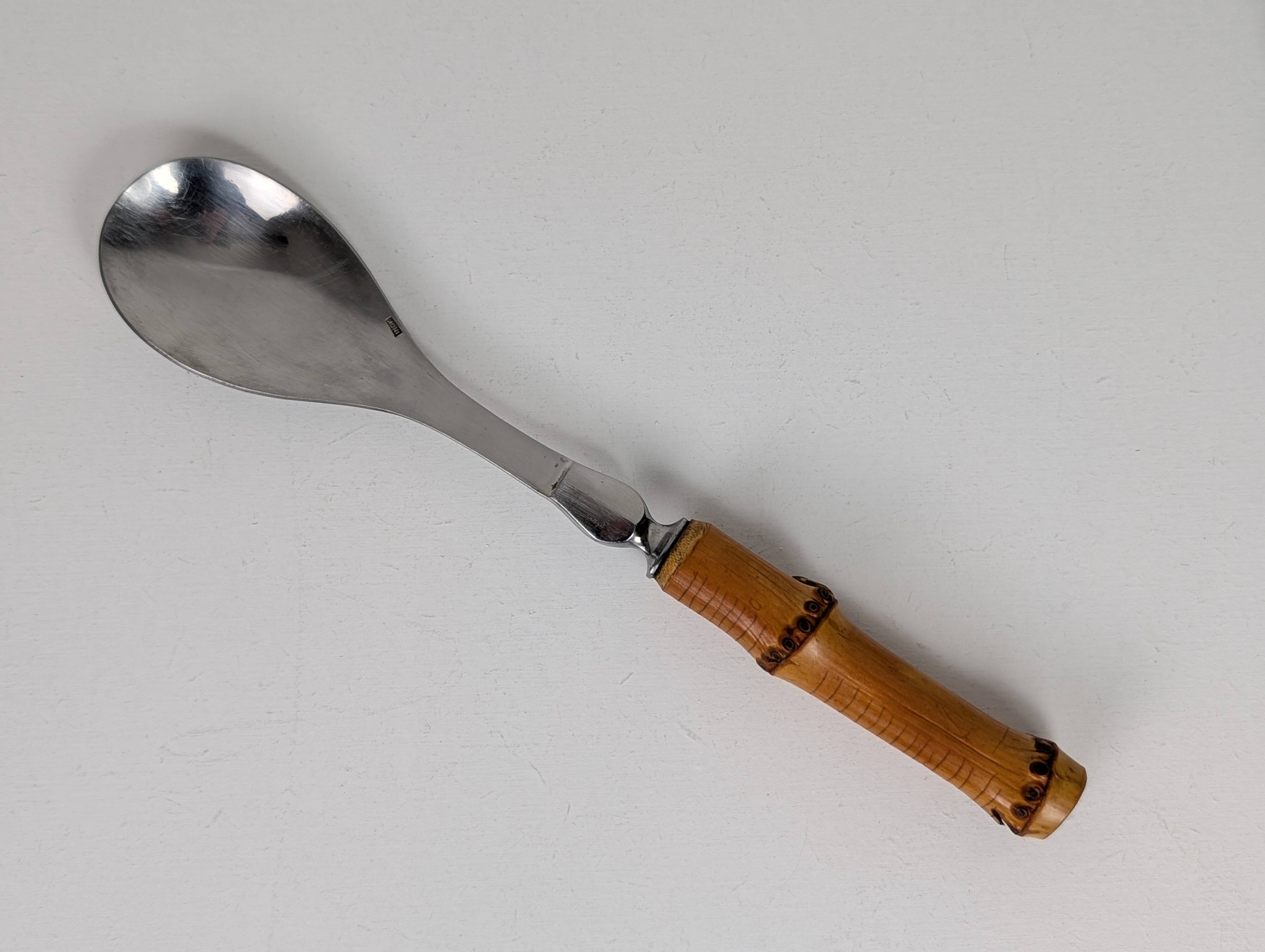 Salad servers with bamboo handles
