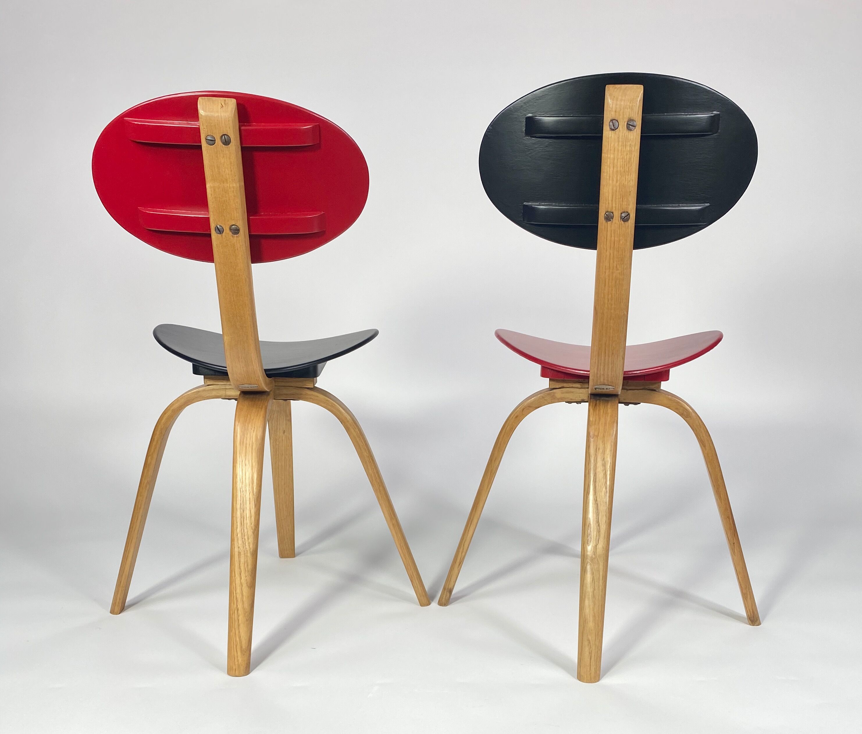 Pair of chairs bow wood no.3 Steiner edition 1950