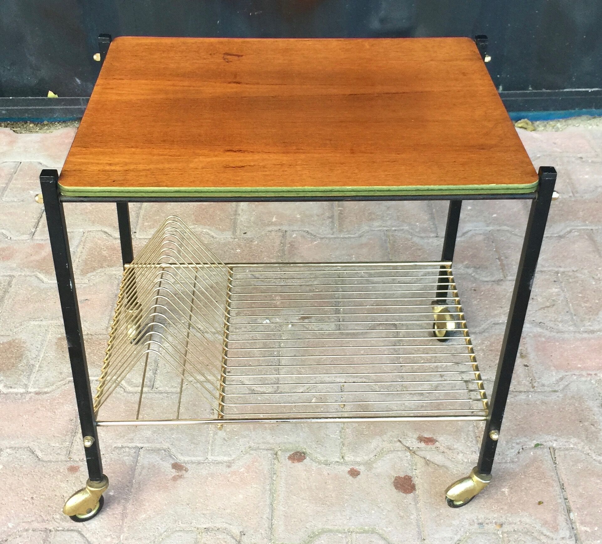 Door table - vinyls