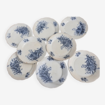 Set of 8 earthenware collection plates