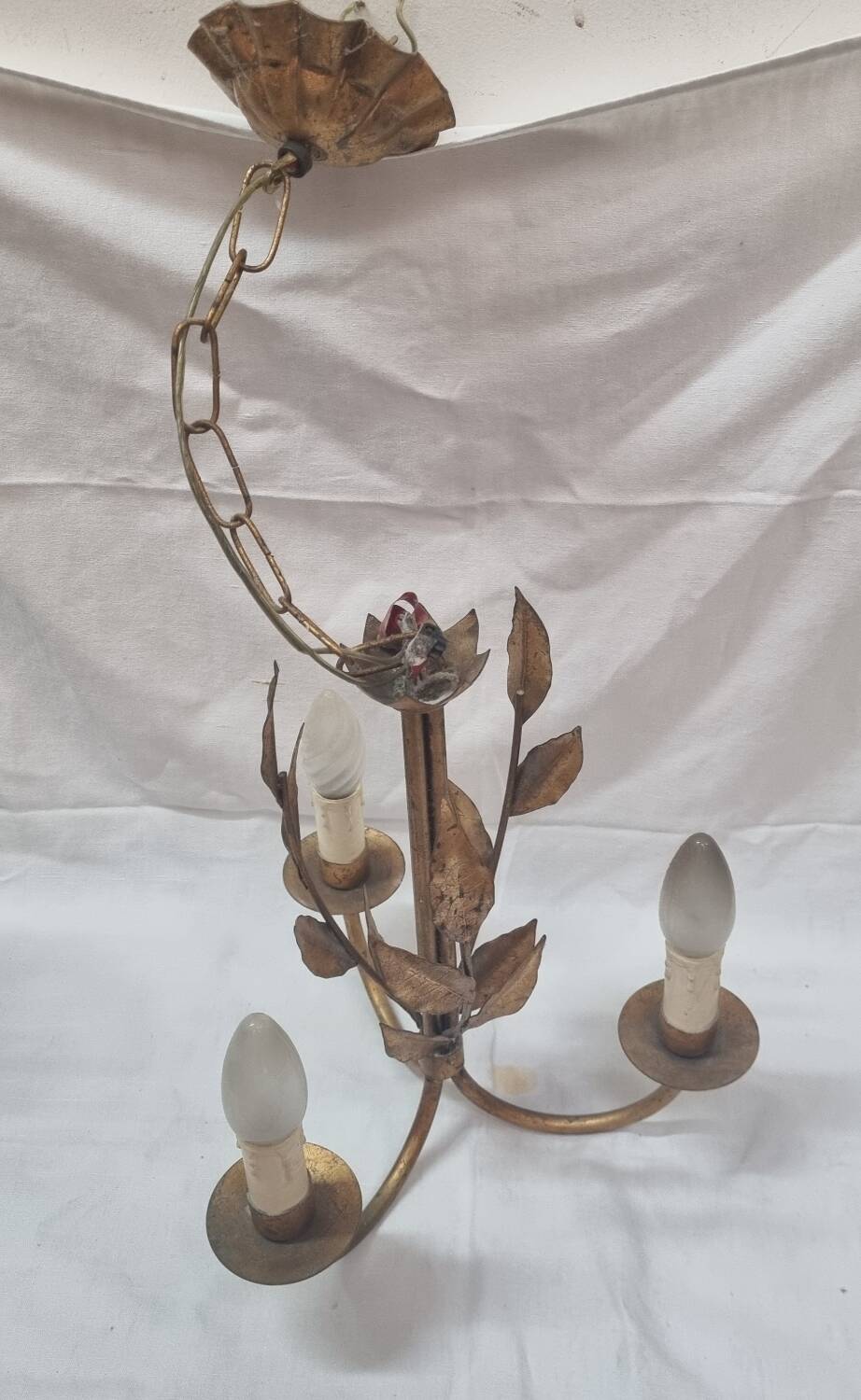 Lustre fer doré, feuillage, Italie