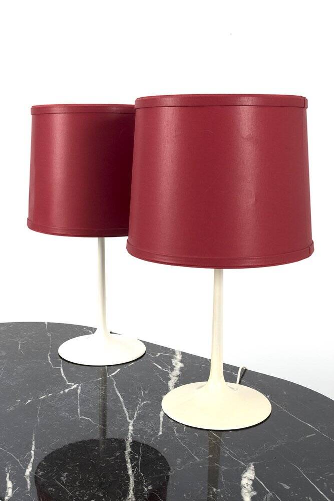 Table Lamp with Tulip Base