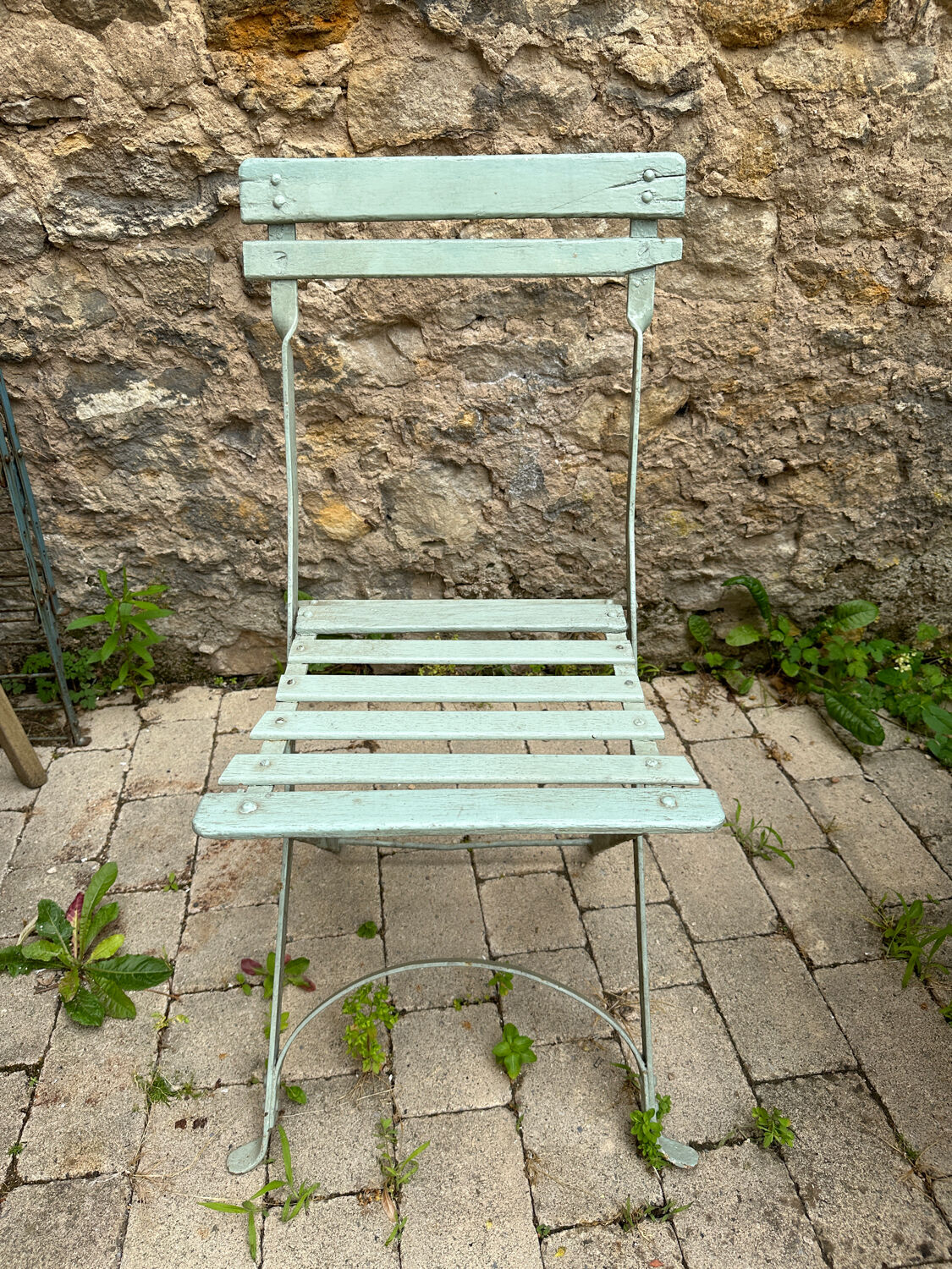 Almond green metal garden furniture