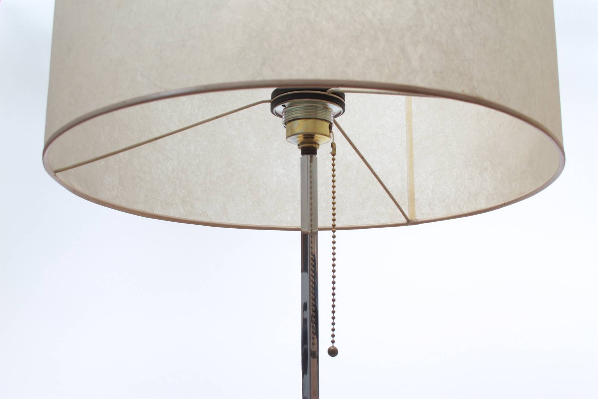 Minimalist floor lamp 1970s in chromed metal