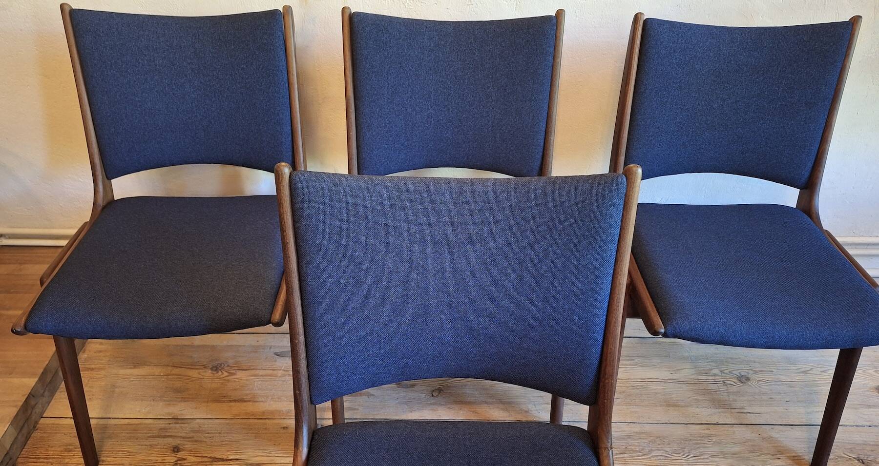Set of 4 solid teak dining chairs, Denmark 1960s