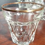 8 glasses
