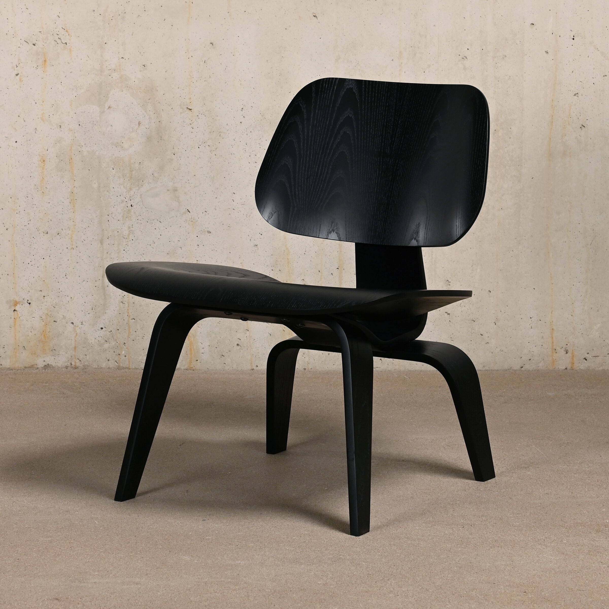 Fauteuil Charles & Ray Eames LCW pour Herman Miller