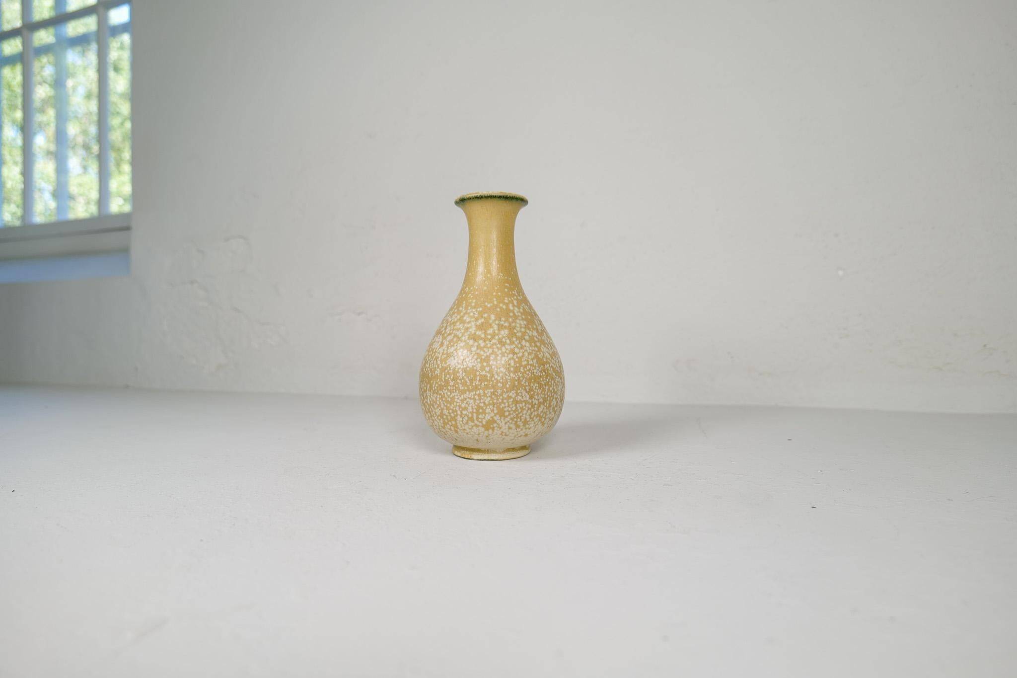 Mid-century modern sculptural vase by Rörstrand, designed by Gunnar Nylund, Sweden, 1950s.