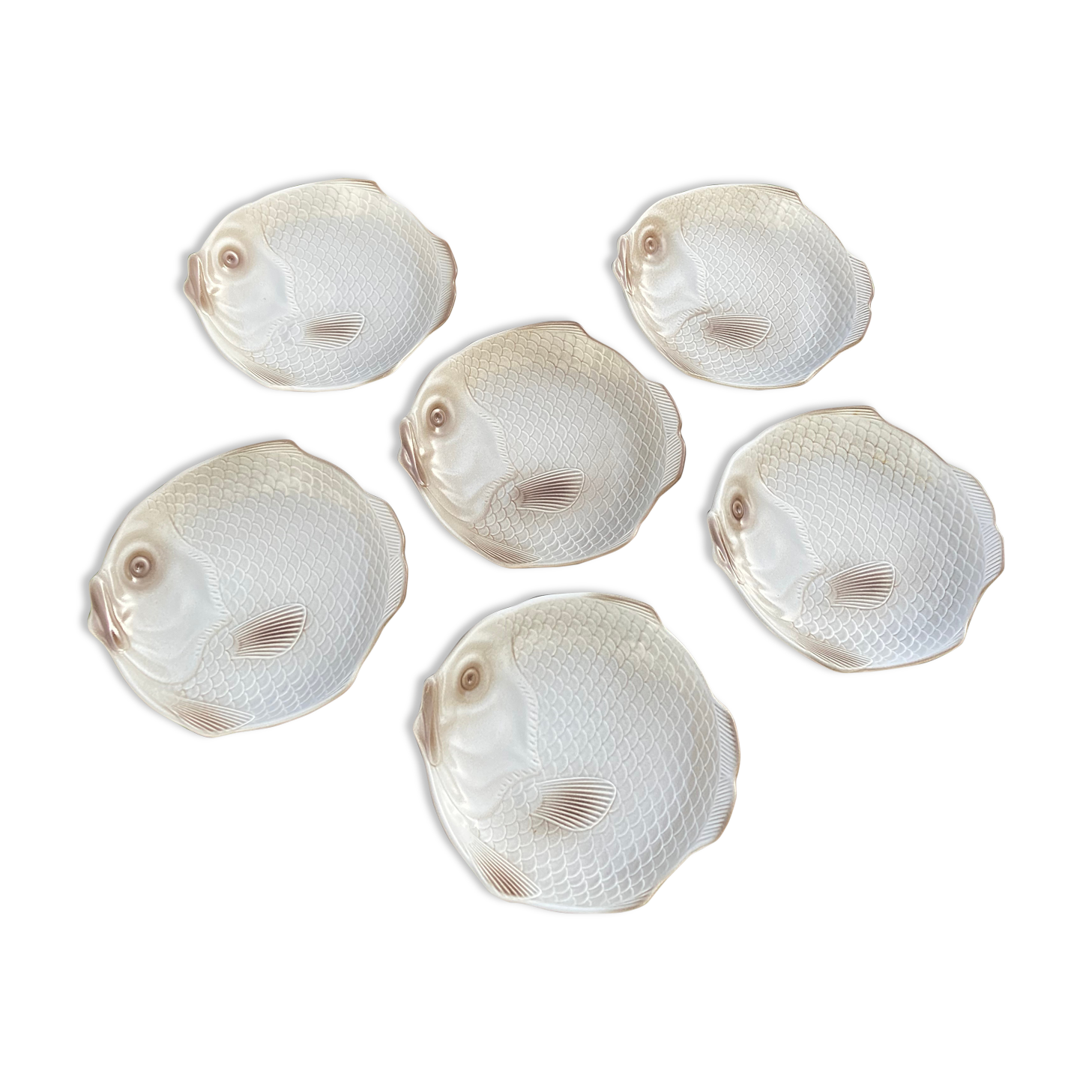 6 flat plates fish in beige ceramic Salins les bains