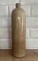 Vase bouteille en grès beige