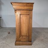 Important oak bar from a café around 1900.