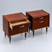 Set of 2 vintage design nightstands with brass details