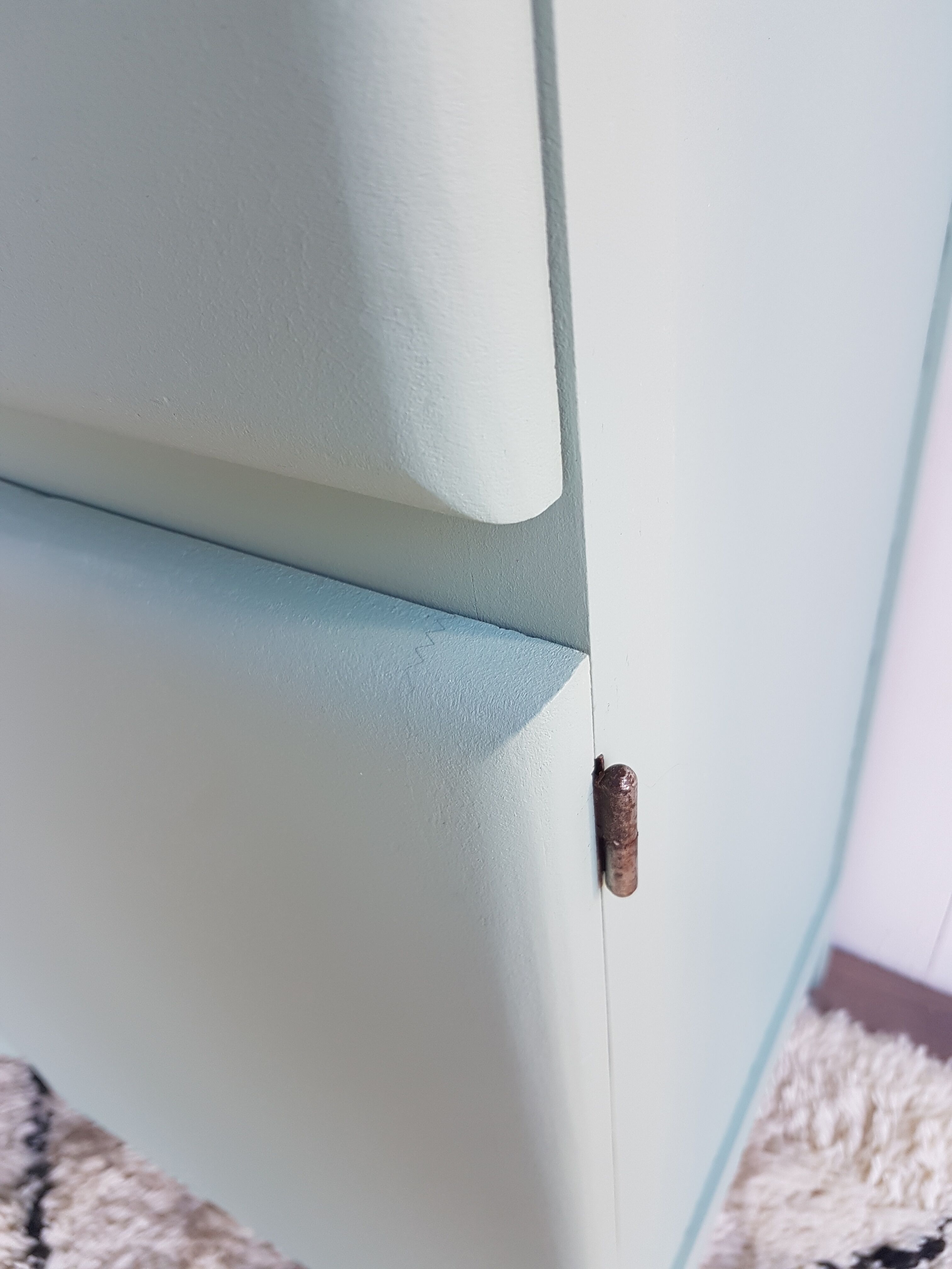 Aquamarine low buffet