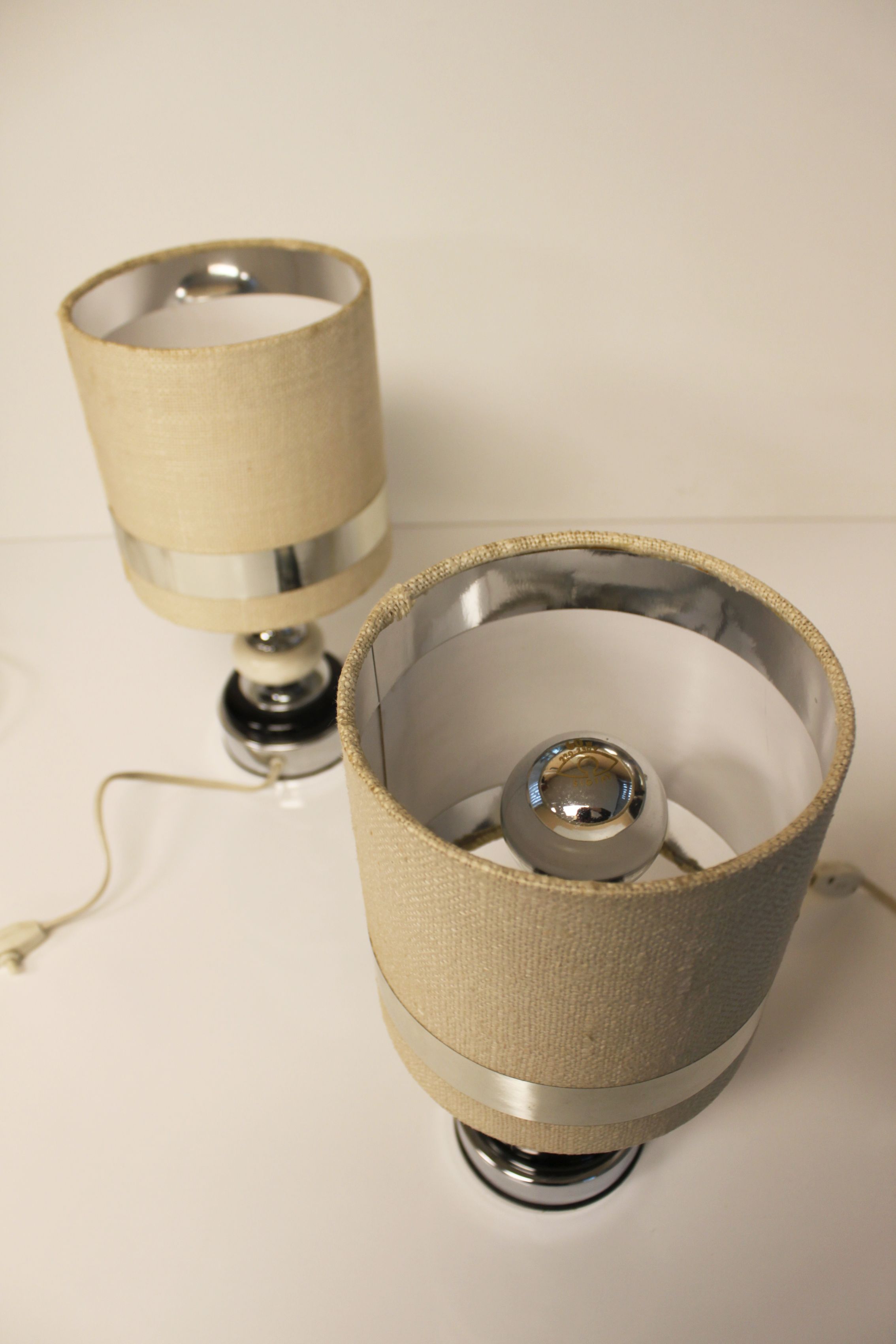 Pair of Delmas brand lamps