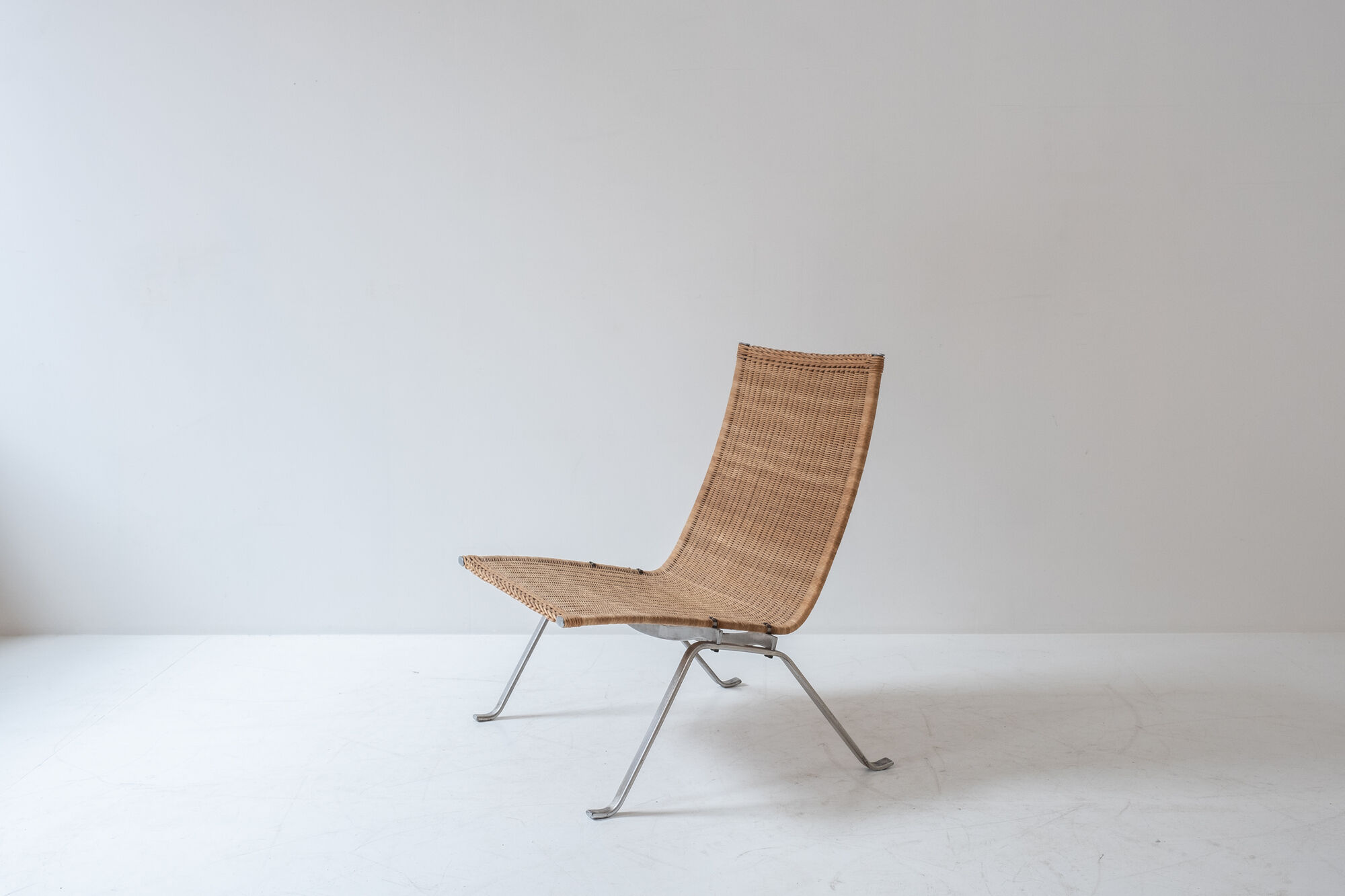 Early edition PK22 by Poul Kjaerholm for E. Kold Christensen, Denmark 1956.
