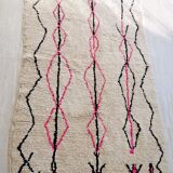 Boujaad Berber rug in pink and black colored wool woven in Morocco 220x140cm