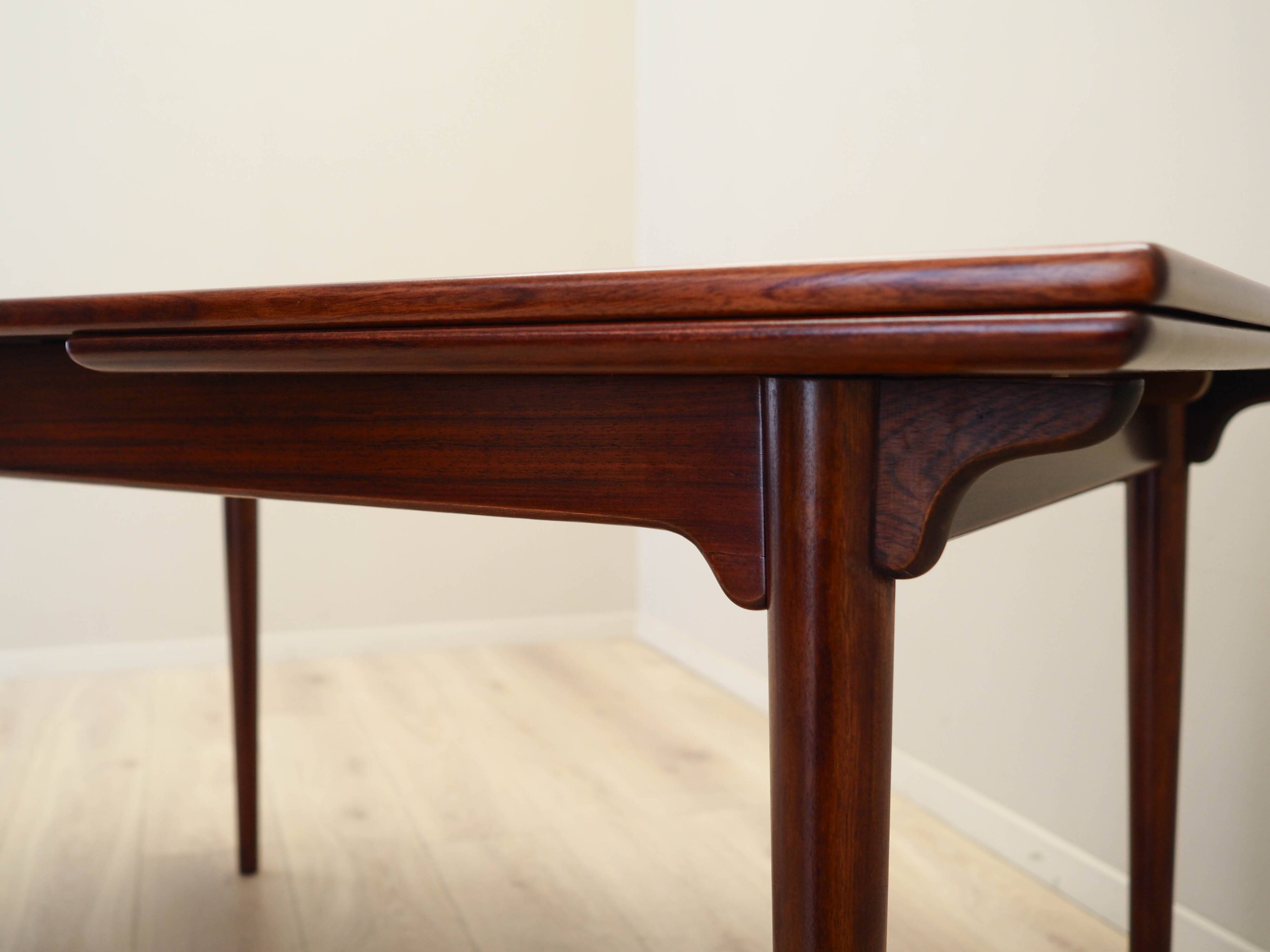 Rosewood table, Danish design, 1970s, manufacturer: Omann Jun, designer: Gu