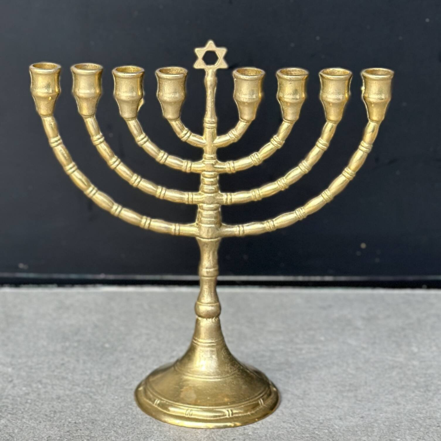 9-branch candlestick (Hanoukia) in brass.