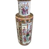 Old large Chinese canton vase, 1900s. in porcelain, famille rose style 47 x 16 cm