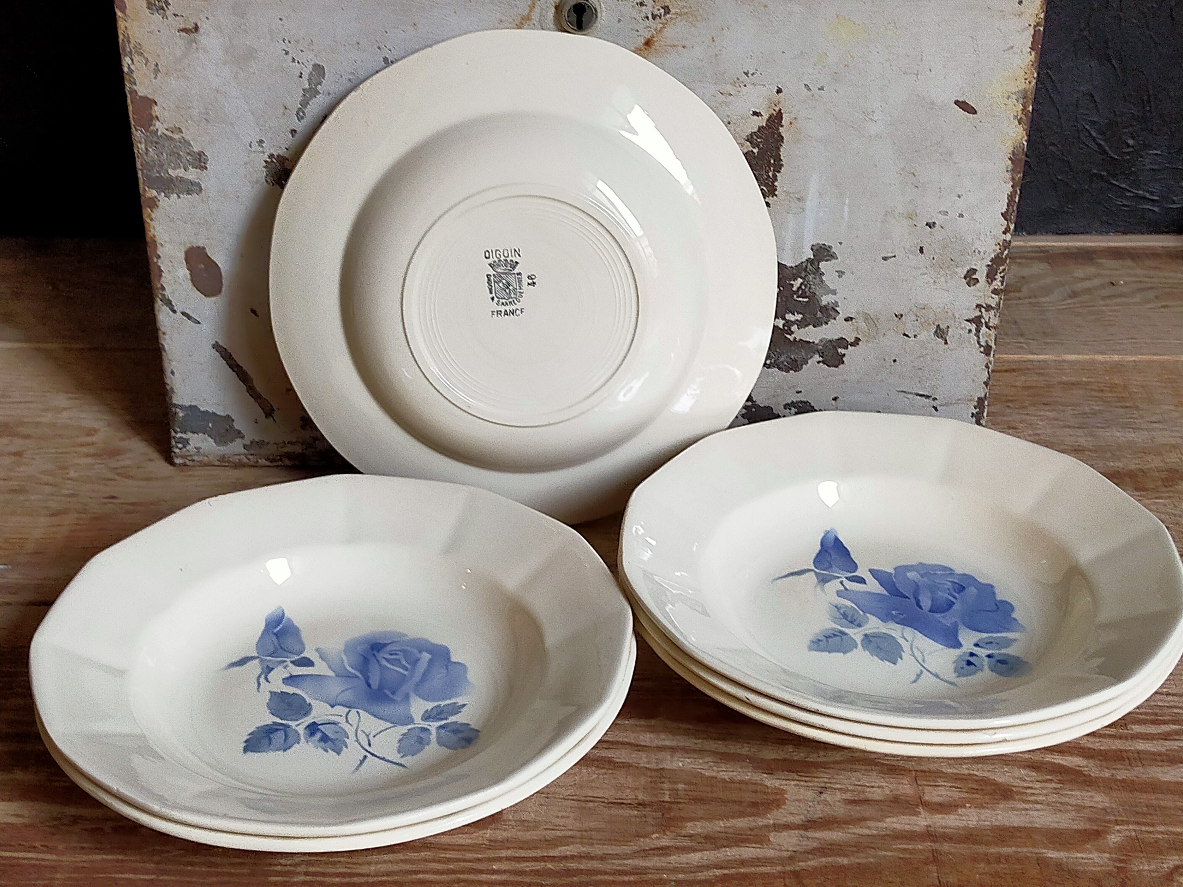 Six earthenware plates of Digoin and Sarreguemines 40s