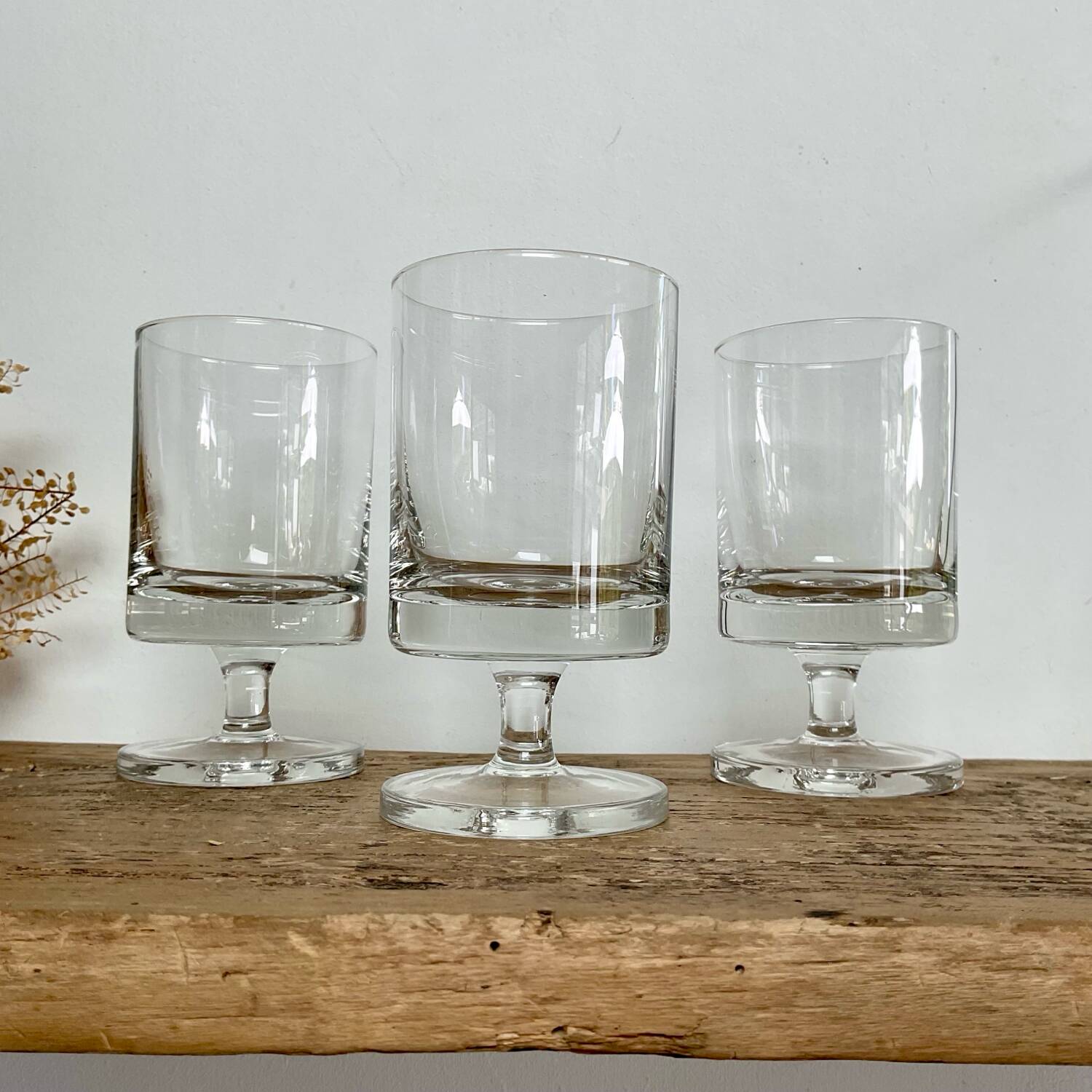 6 vintage wine glasses