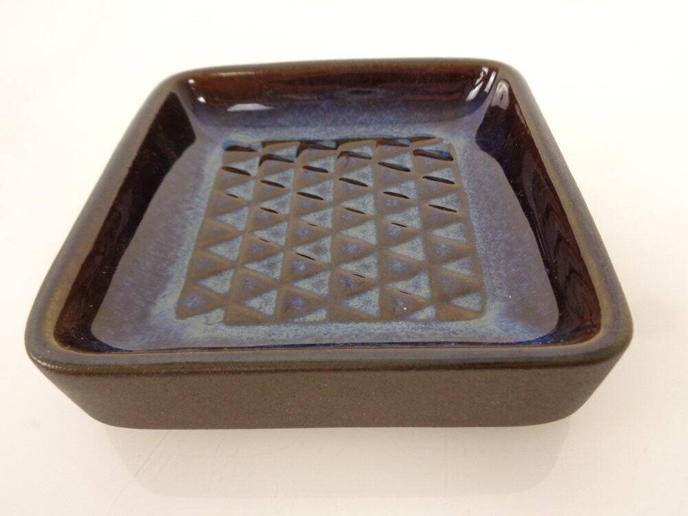 Danish studio ceramic bowls by Einar Johansen for Soholm Stentoj, 1960s, set of 2.