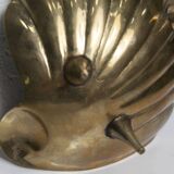 Shell cup in enameled brass