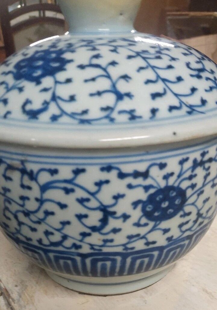 Antique blue and white porcelain pot from china, qing dynasty, 19th century