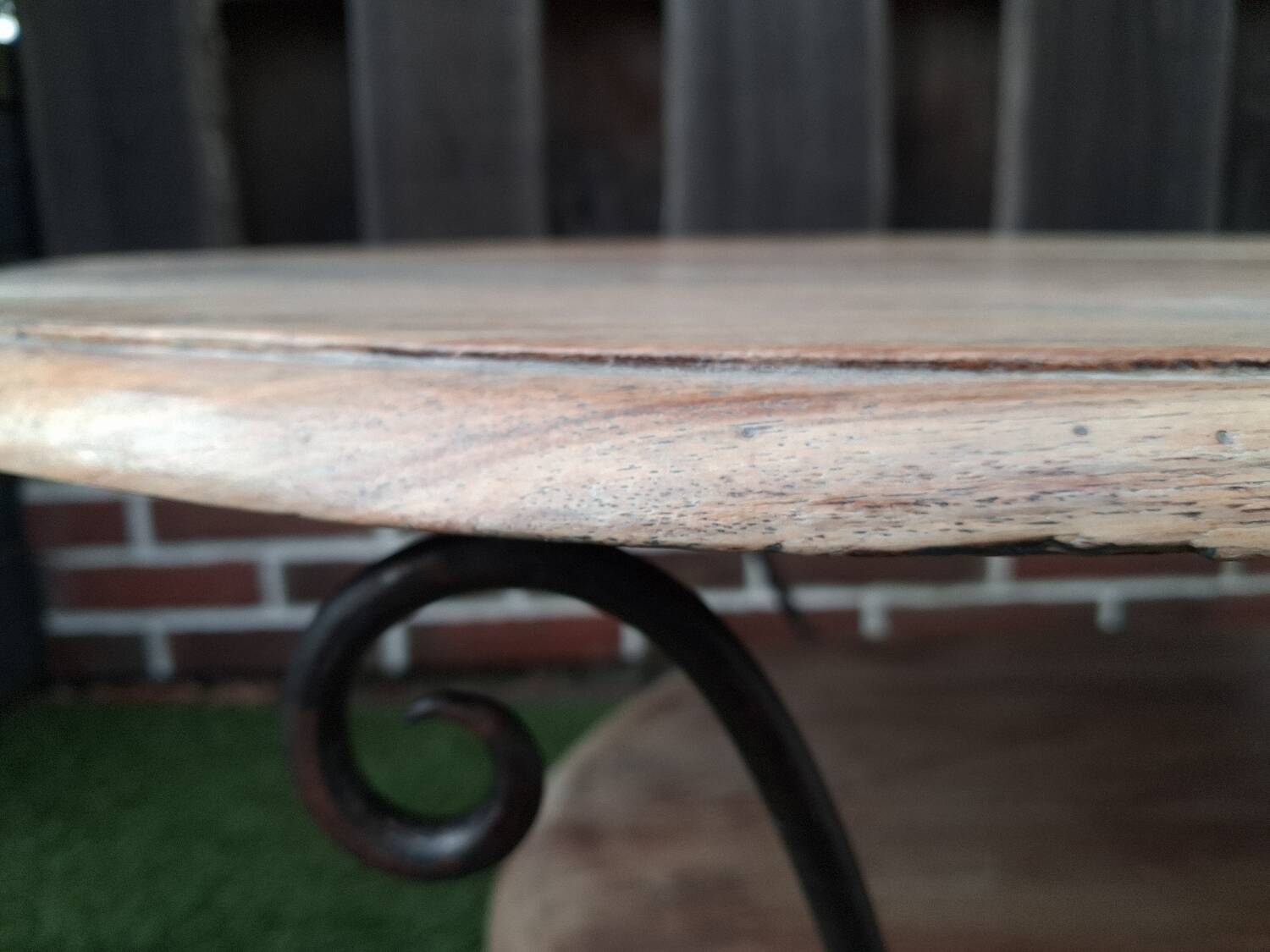 Table de caractère acacia et fer forgé