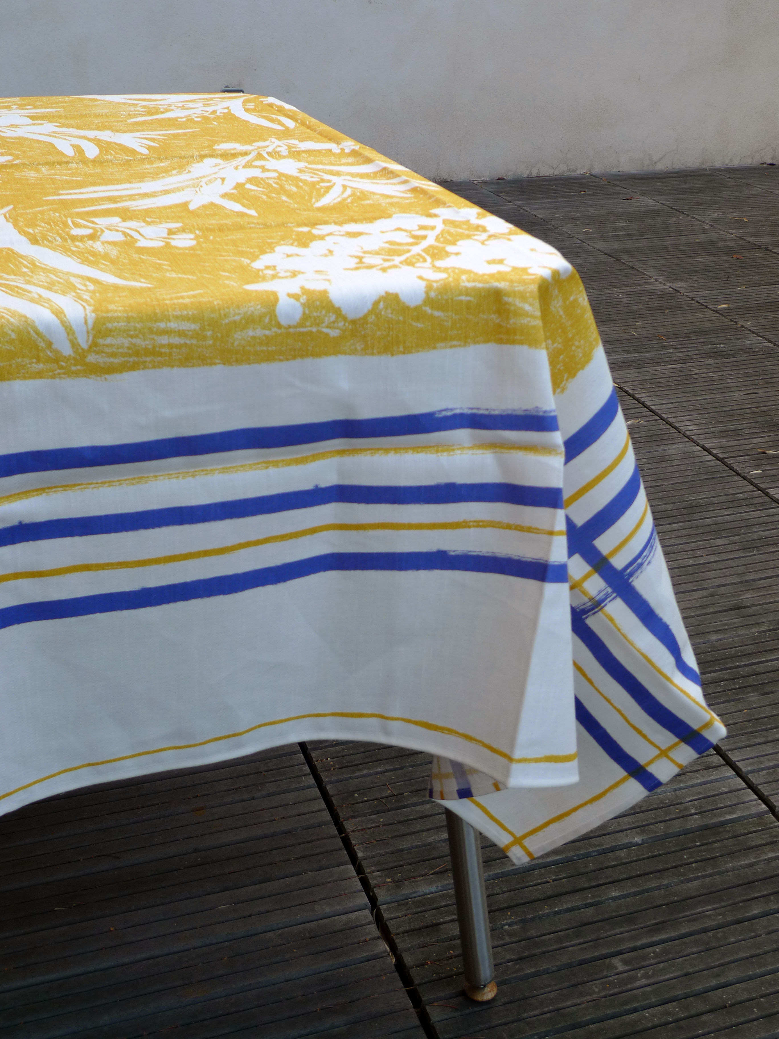 Linen, cotton tablecloth, design Robert the Hero