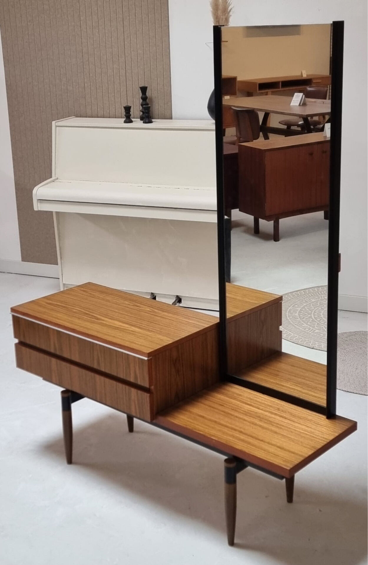1970s mirror buffet