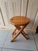 Tabouret pliant en bois modèle Suzy Stool Adrian Reed