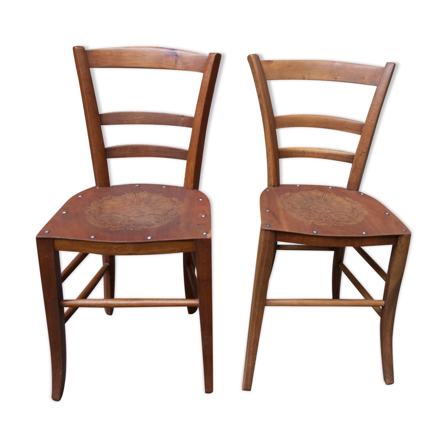 Pair of wooden chairs from the 1920s