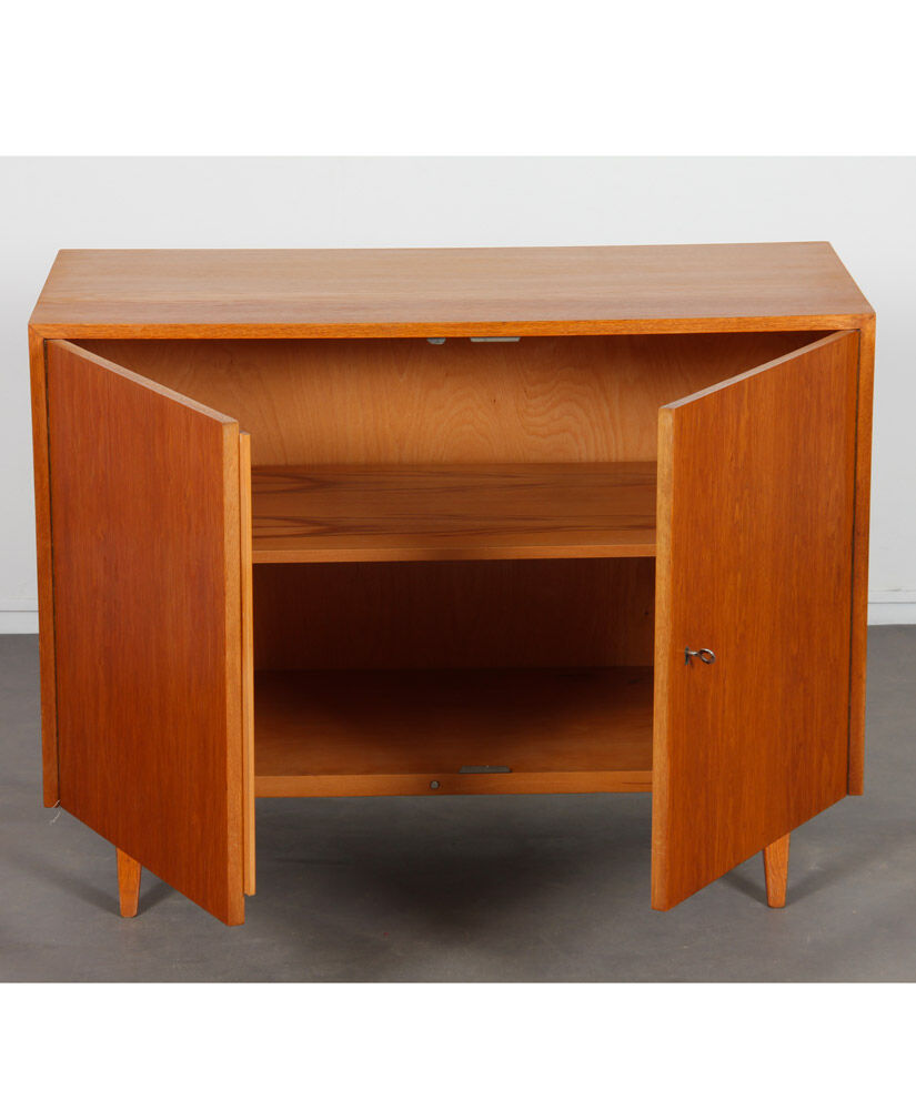 Commode vintage tchèque éditée par drevozpracujici podnik, 1960