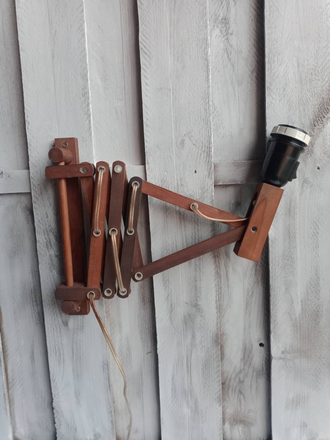 Zig zag wooden wall light from the 60s