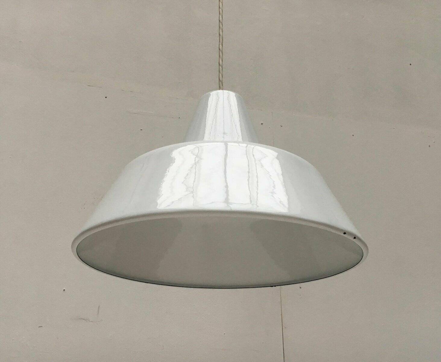 Modern Danish enamel pendant lamp from the mid-century by Louis Poulsen, 1960s.