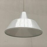Modern Danish enamel pendant lamp from the mid-century by Louis Poulsen, 1960s.
