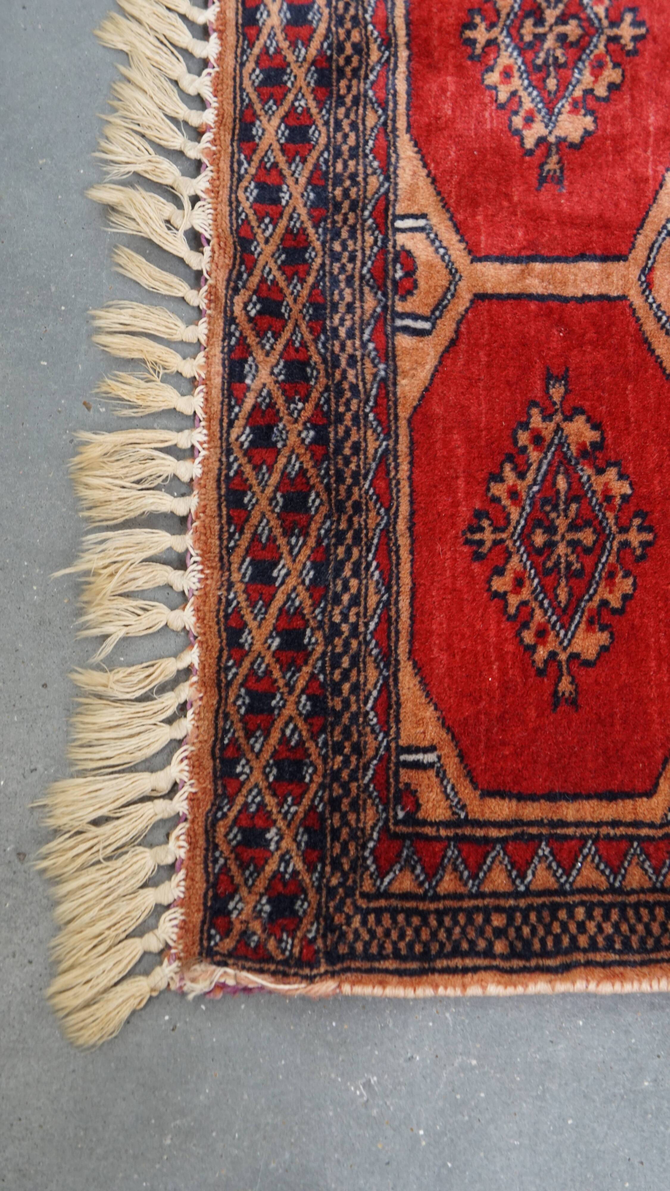 Hand-Knotted Square Rug – 63x61 cm