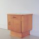 table de chevet vintage en bois clair