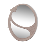 Oval mirror in pink cast iron layette