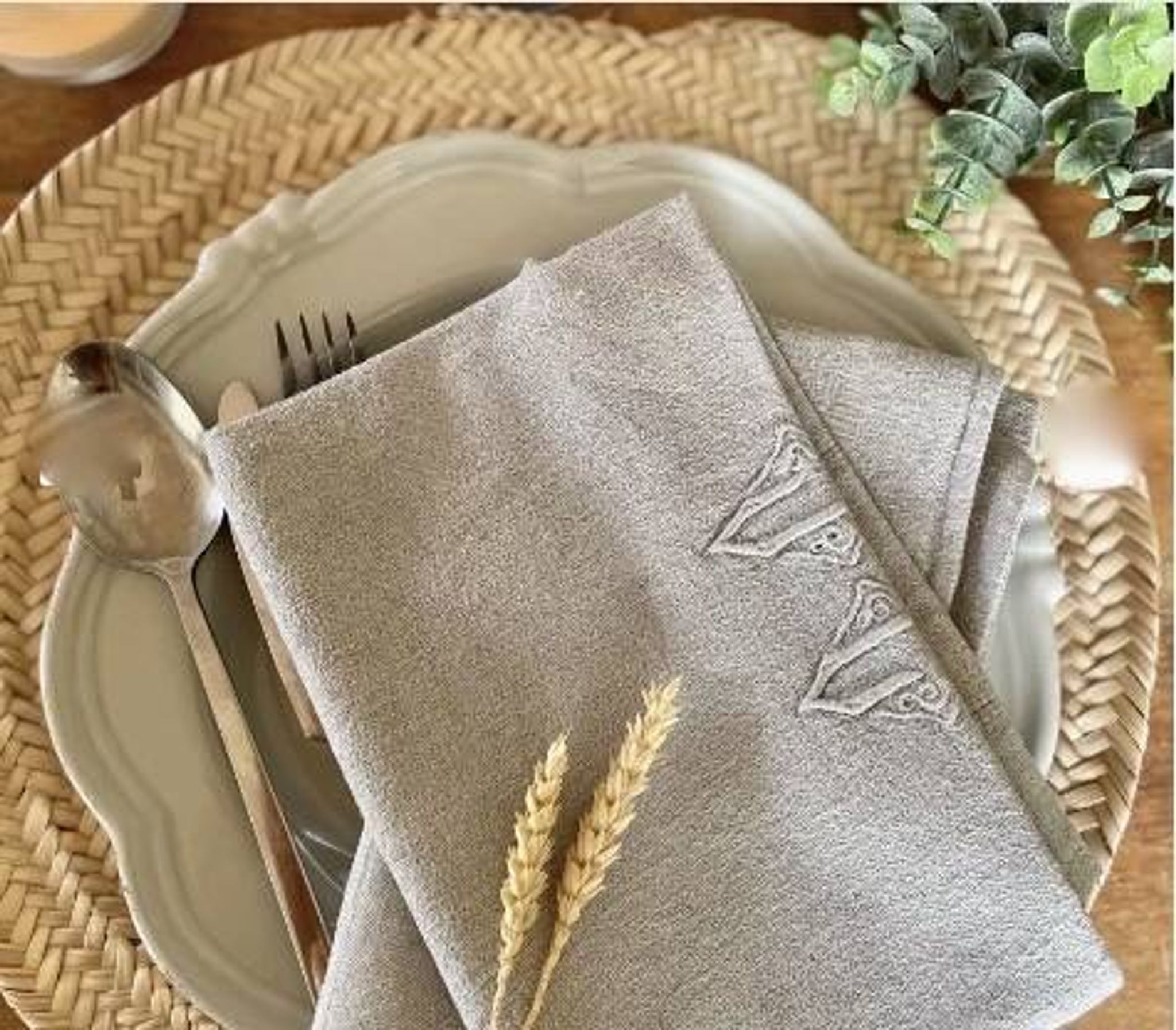 Lot de 4 serviettes anciennes grises monogrammes
