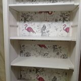WARDROBE WITH WALLPAPER