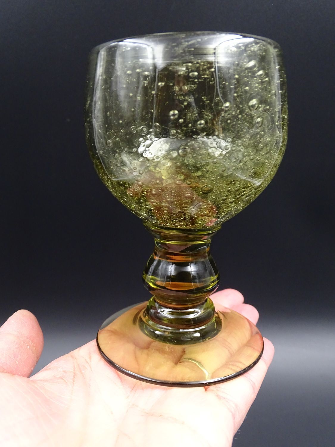 Lot of 8 glasses of wine or water - bubbling glass year 1970