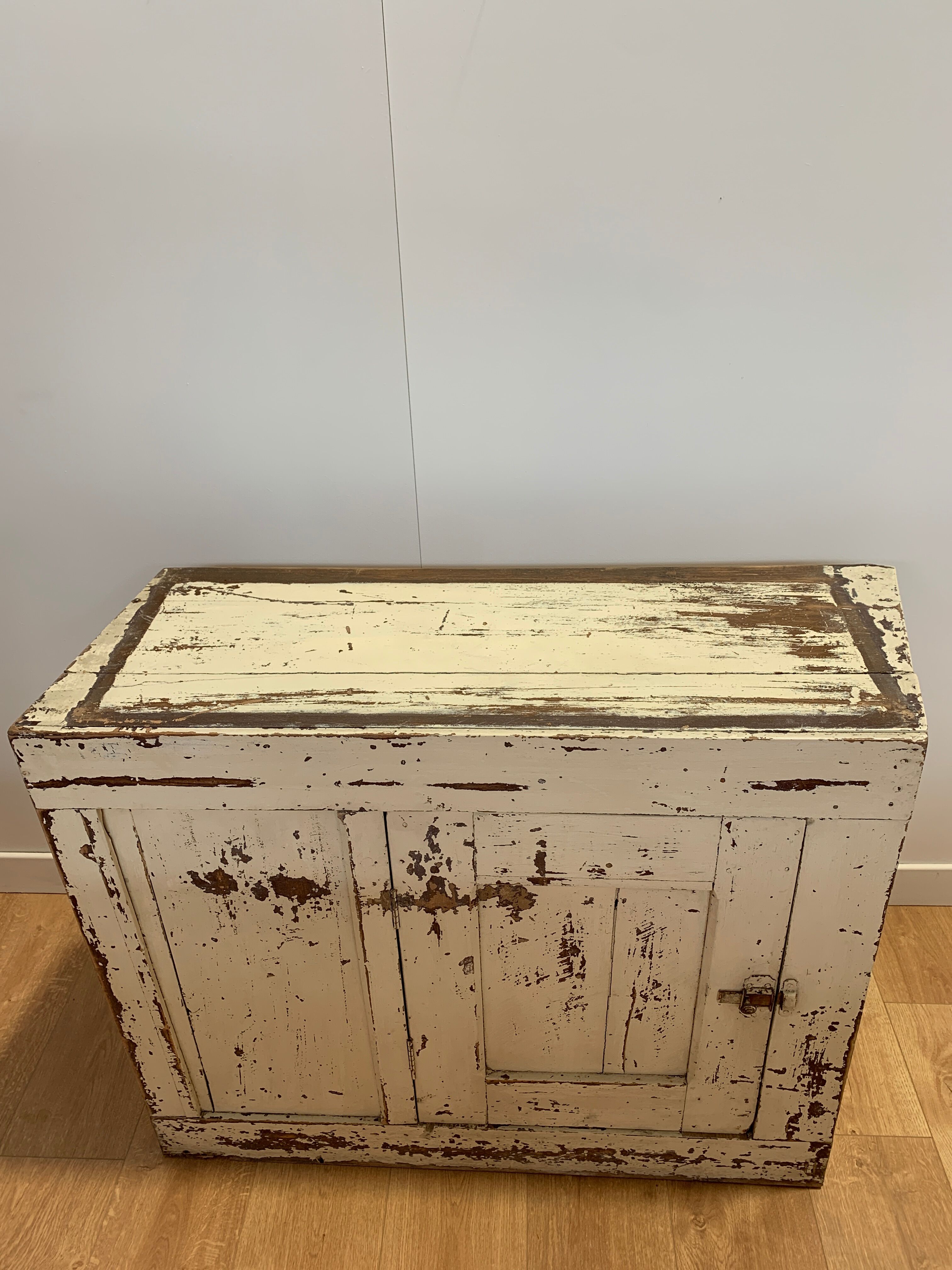 Two-body patinated buffet