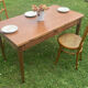 Table en bois vintage
